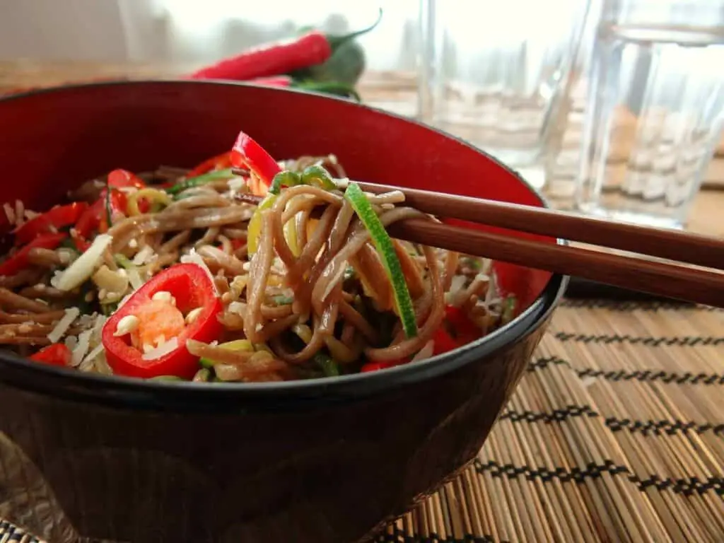Ramen noodles with vegetables