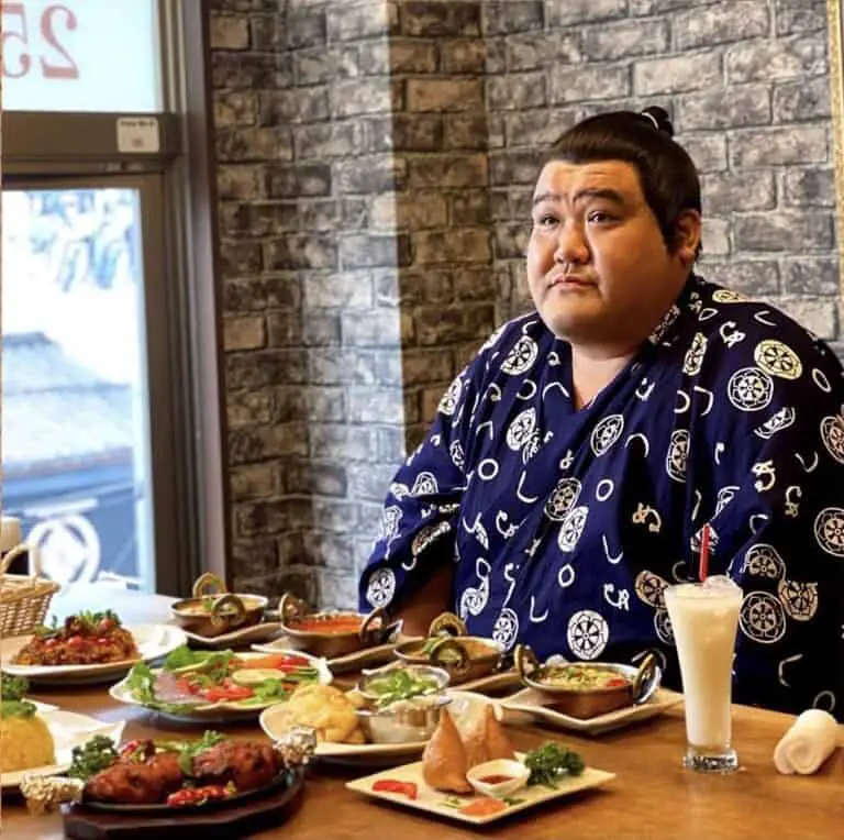 24 Answers About Sumo Wrestlers