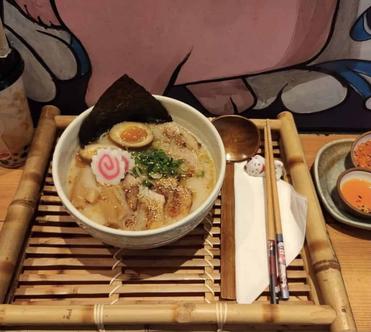 What type of miso ramen does Naruto eat?