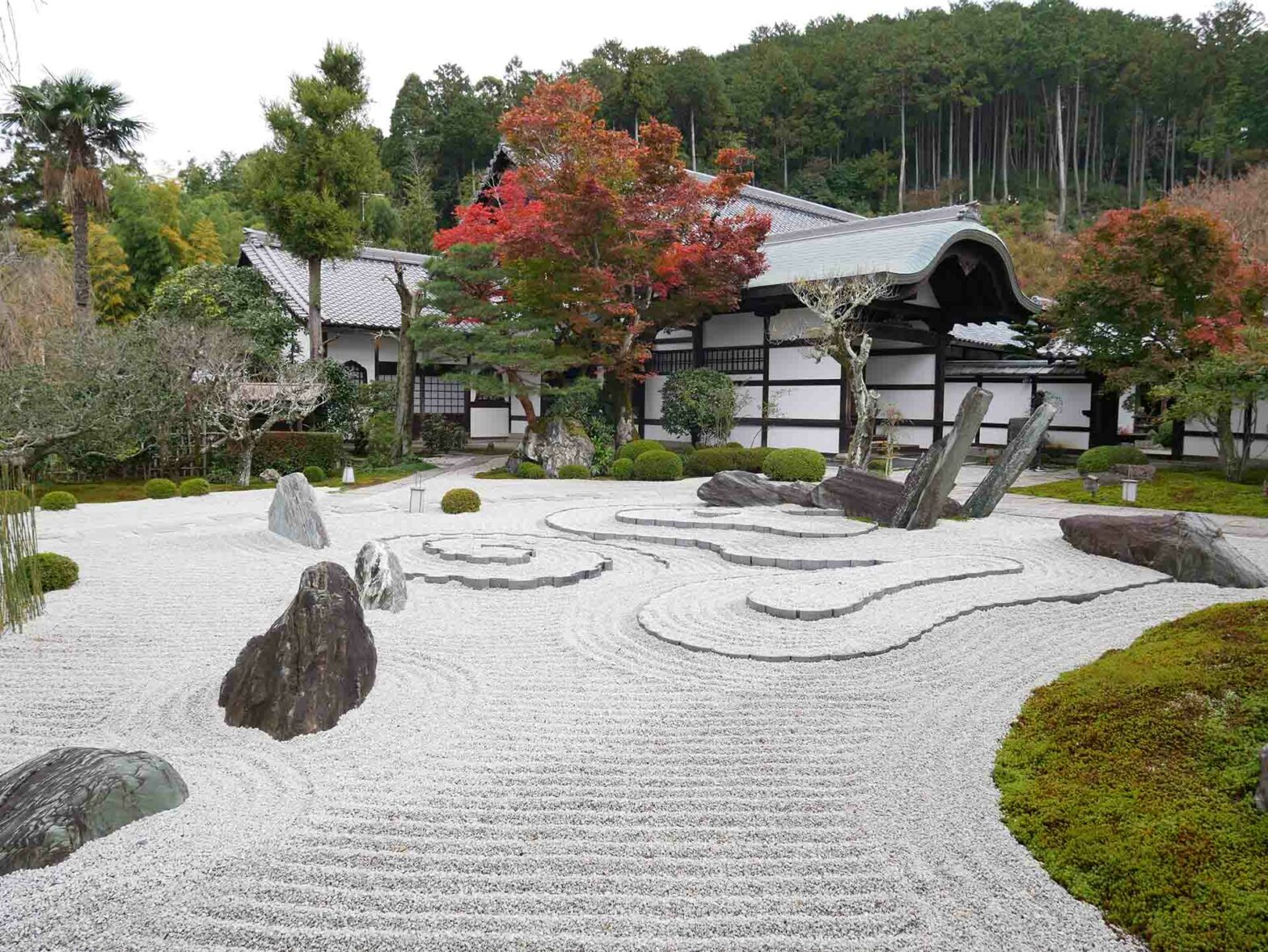 Japanese Garden Art - THE JAPANESE WAY